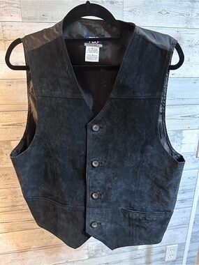 Leather Button-Front Vest - Black